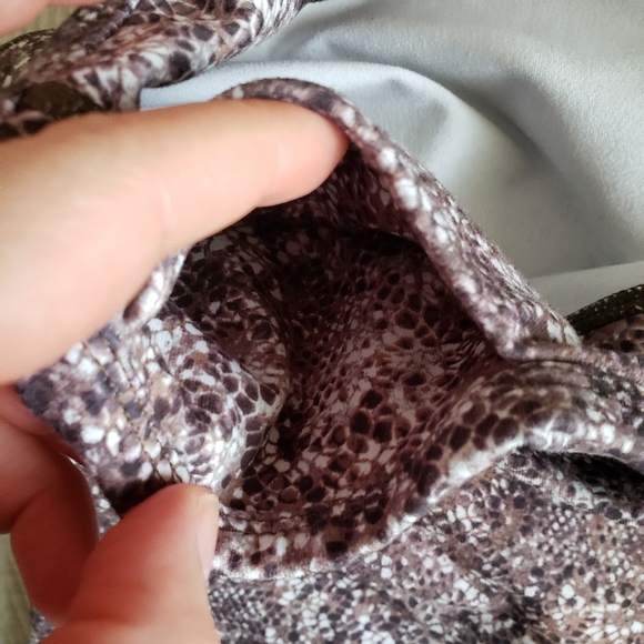 Fabletic Snakeskin print legging 7/8 - Picture 7 of 7